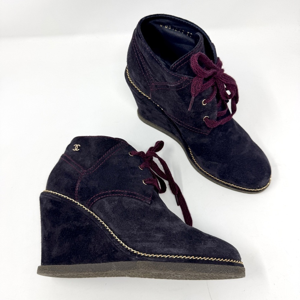 CHANEL Wedge Suede Burgundy Wedge Boots - Picture 16 of 16